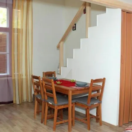 Apartment B&l
