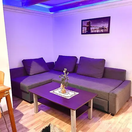 Apartment B&l *